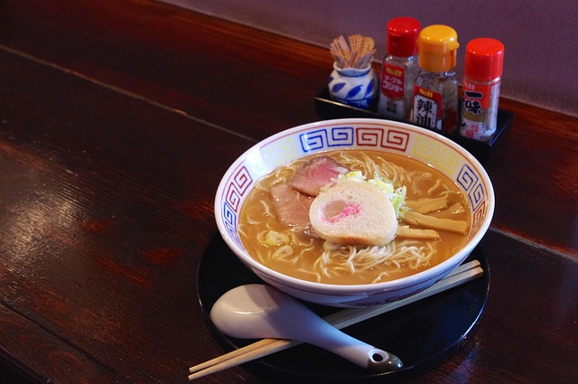【地元民絶賛】和歌山市ラーメン、本当に美...